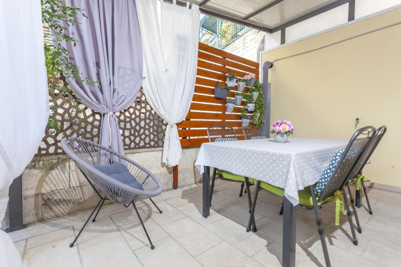Apartments Maras Makarska Buitenkant foto