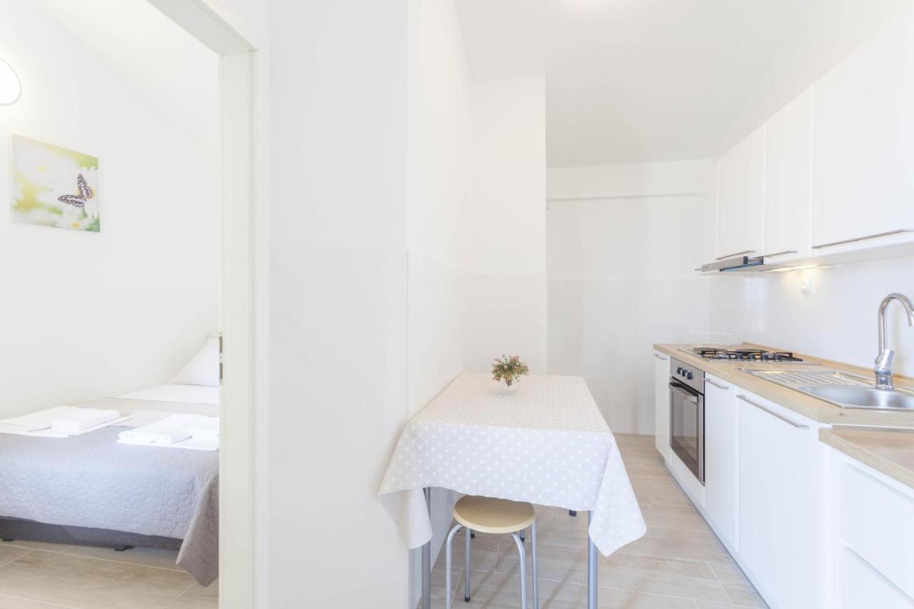 Apartments Maras Makarska Kamer foto